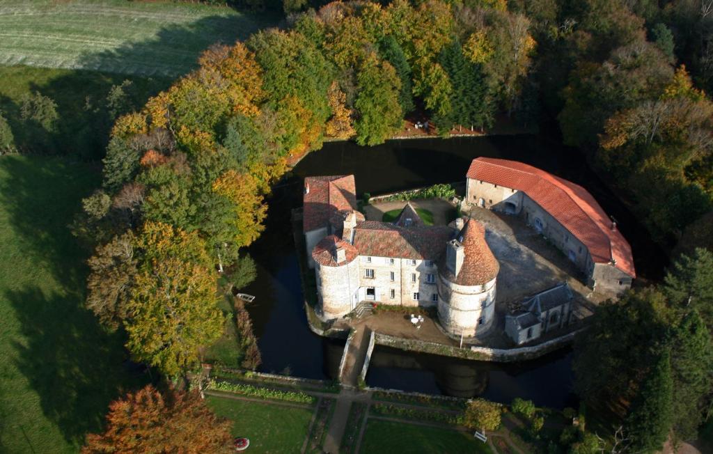 Chateau Des Martinanches Saint-Dier-d'Auvergne Ngoại thất bức ảnh